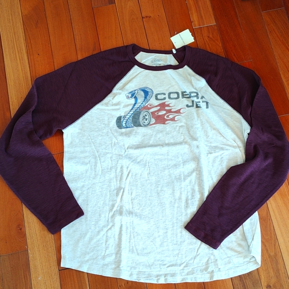 Men's long sleeve T-shirt shirt. Lucky Brand NWT size XL